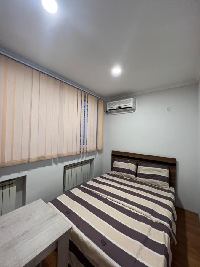 N1 Guest Hause Hotel Jerevan Buitenkant foto